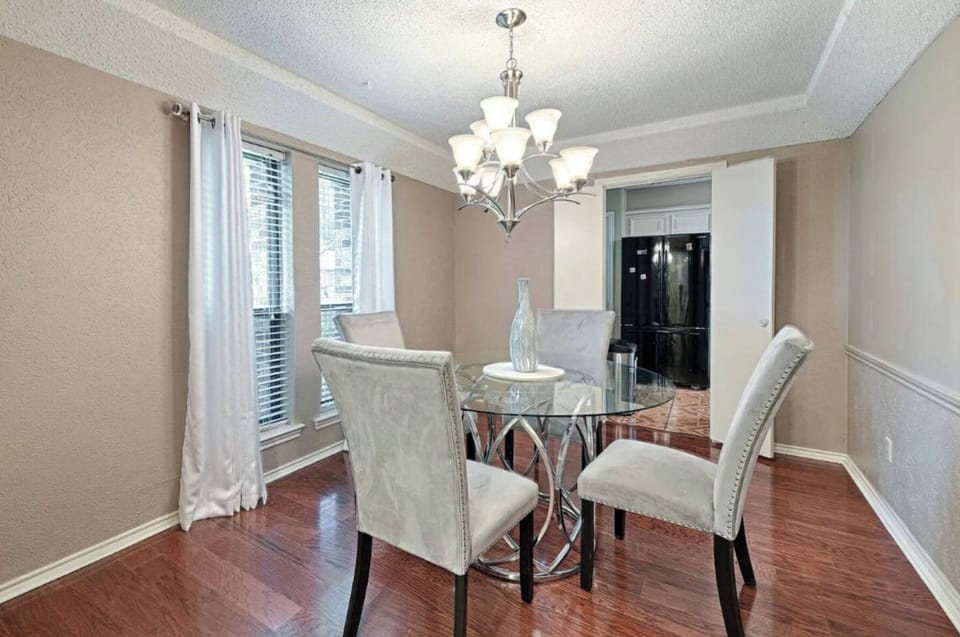 A cheerful corner for all courses