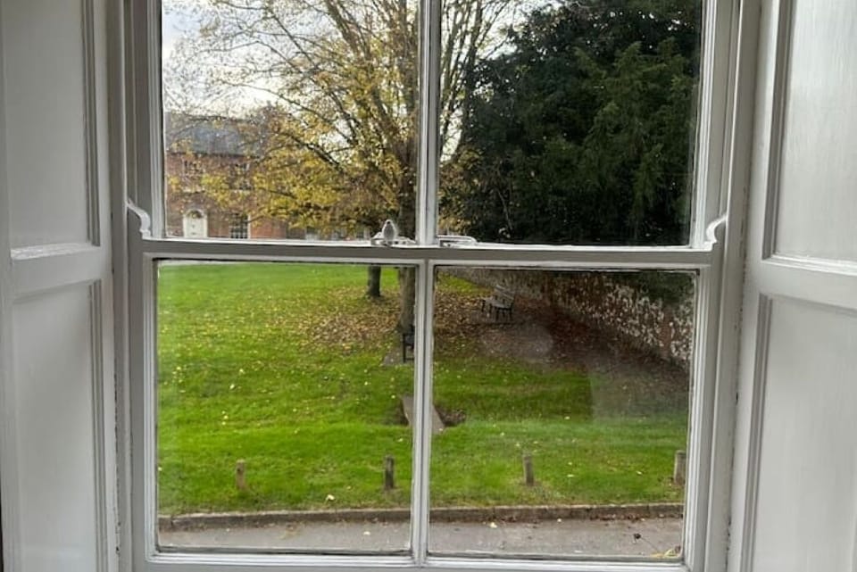 Goosebec on the Green : View from the Window 