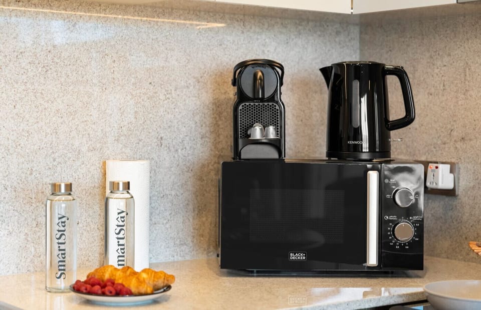 Fully Equipped Modern Kitchen