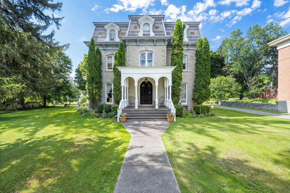 Welcome to the Limestone Mansion! 