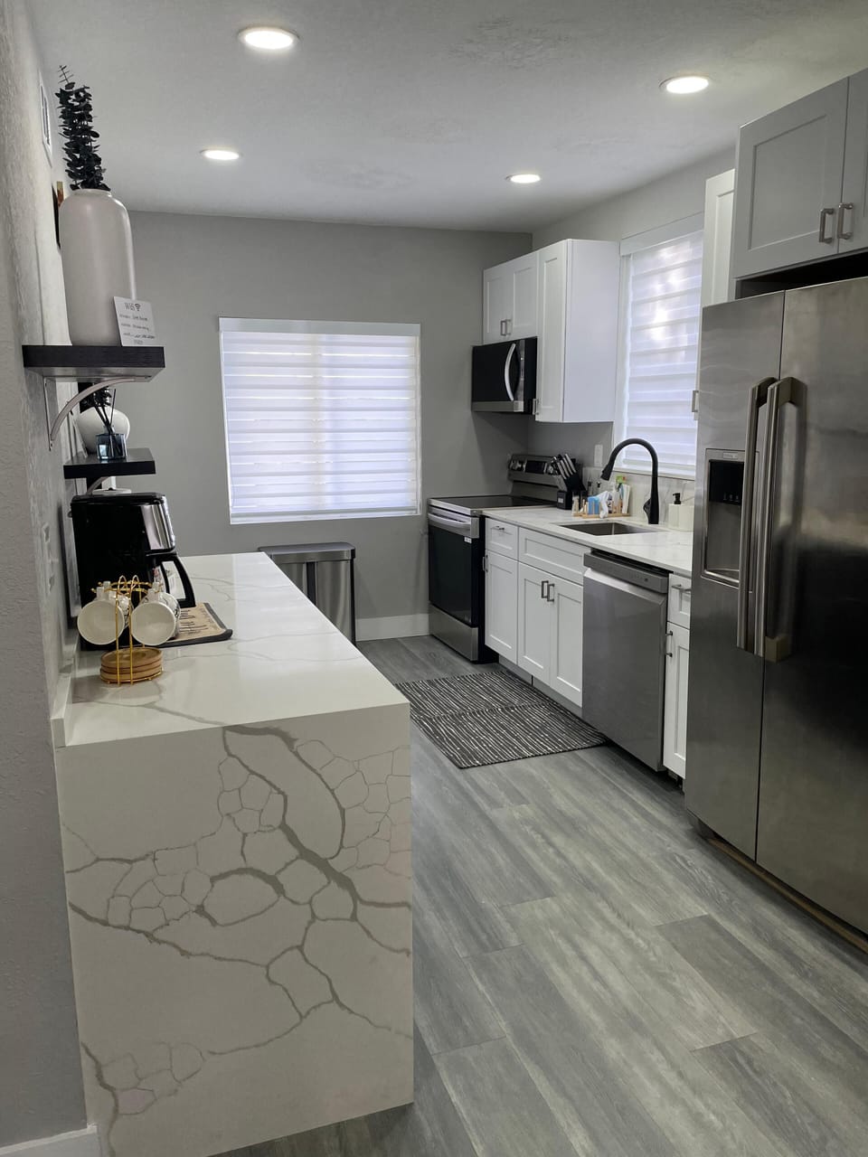 Fully Equipped Kitchen for cooking!