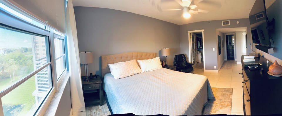 Master Bedroom - King Bed