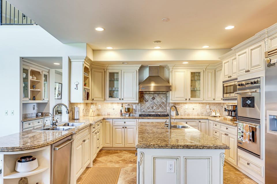 Kitchen | 1st Floor