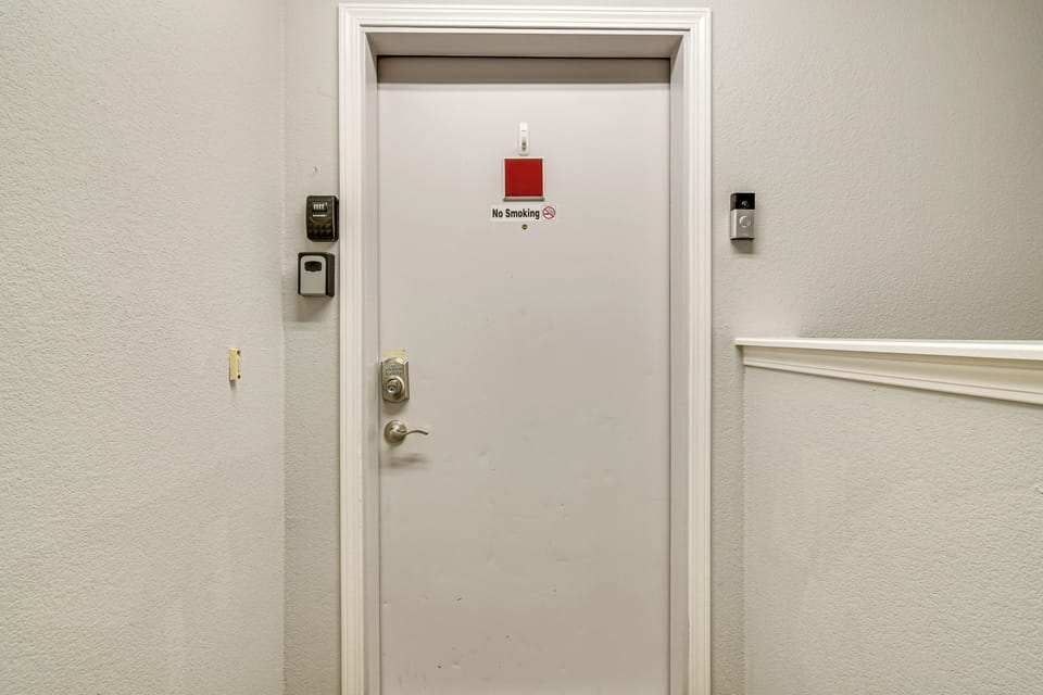 Unit Entrance