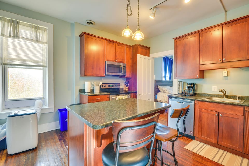 Kitchen | Refrigerator | Toaster | Blender