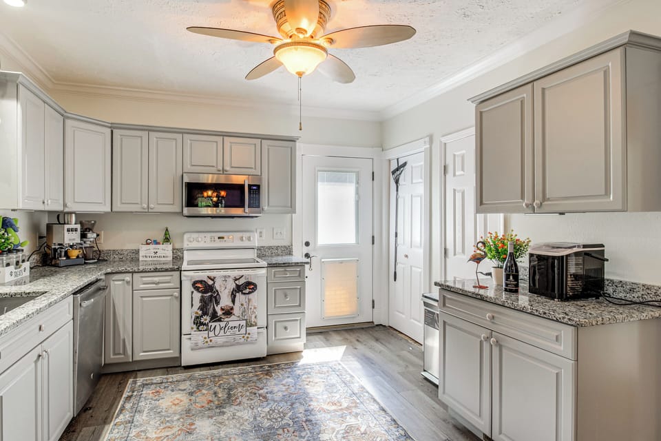 Kitchen | 1st Floor