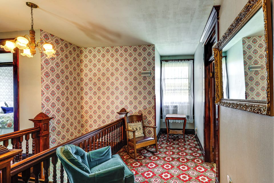 Upstairs Landing | 2nd Floor