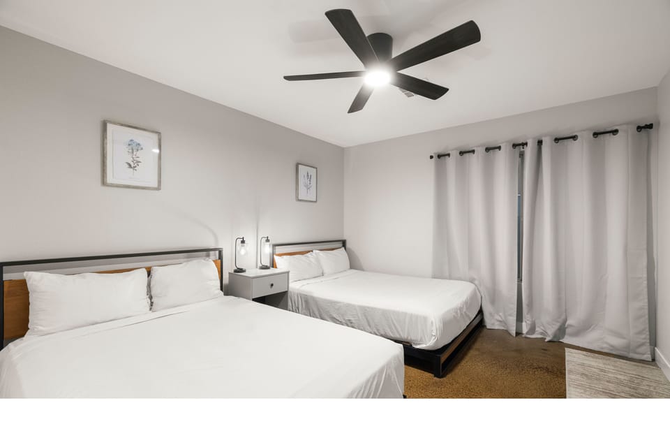 Lower level bedroom 