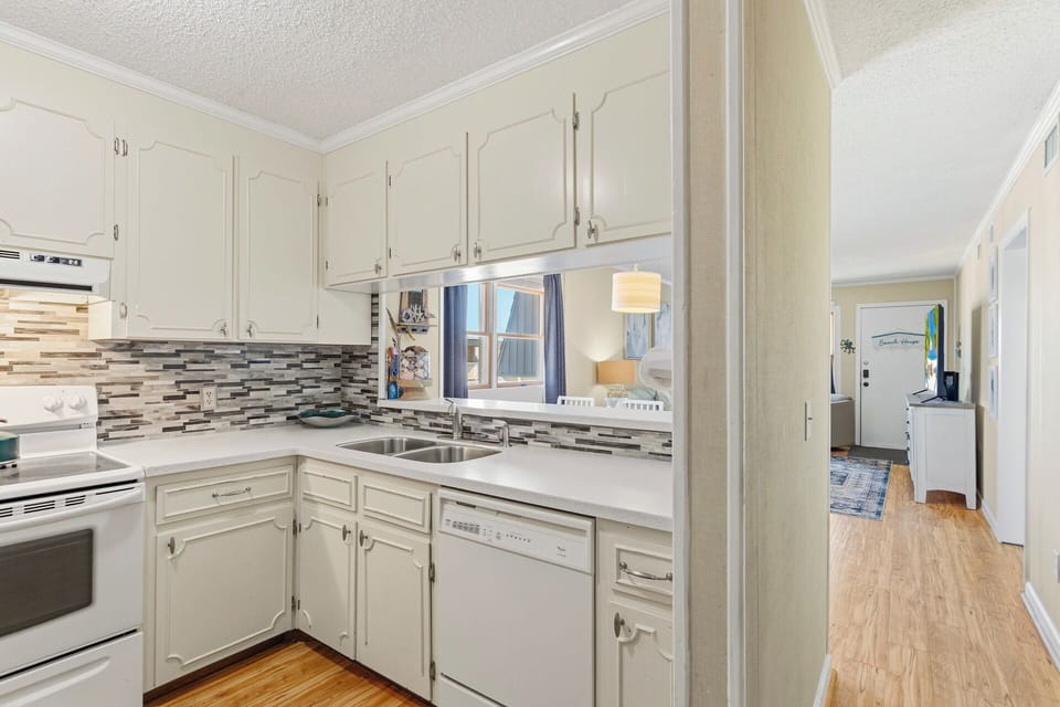 Bright, functional kitchen with everything you need for easy vacation meals.