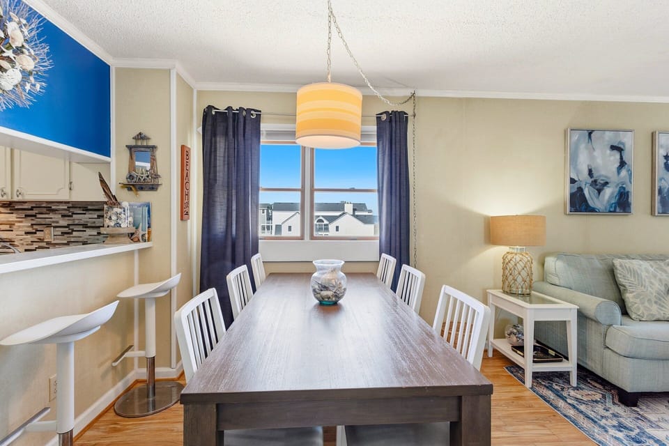 Dining space just off the kitchen—perfect for family meals or game nights.