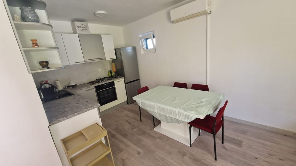 Dining room 1
