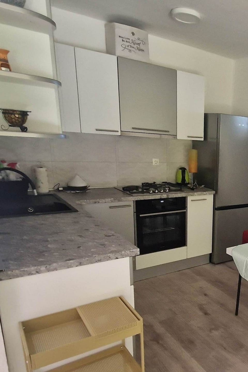 Kitchen 1