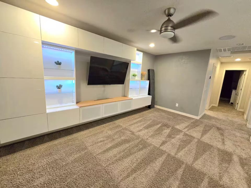 2nd Living Room upstairs