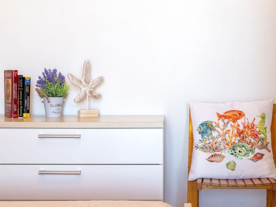 Furniture, Linens, Drawer, Dresser, Nightstand, Picture Frame, Sideboard, Paint, Throw Pillow, Pillow