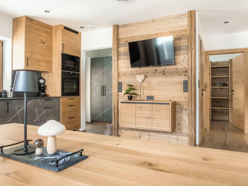Furniture, Wood, Interior Design, Flooring, Ceiling, Wood Flooring, Home, Cabinetry, Floor, Room