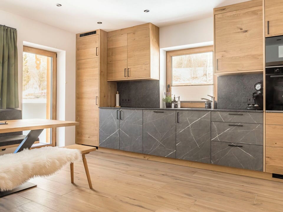 Wood, Flooring, Furniture, Cabinetry, Floor, Countertop, Kitchen, Wood Flooring, Drawer, Hardwood