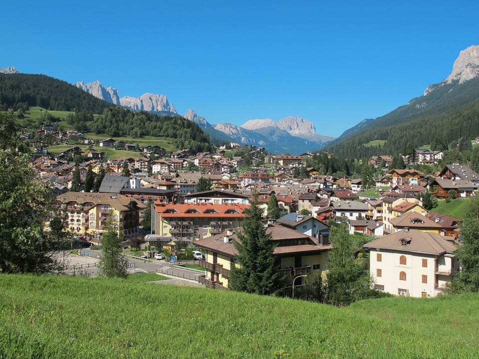 Town, Mountain Range, Hill Station, Alps, Village, Valley, Mountain Village, Summit