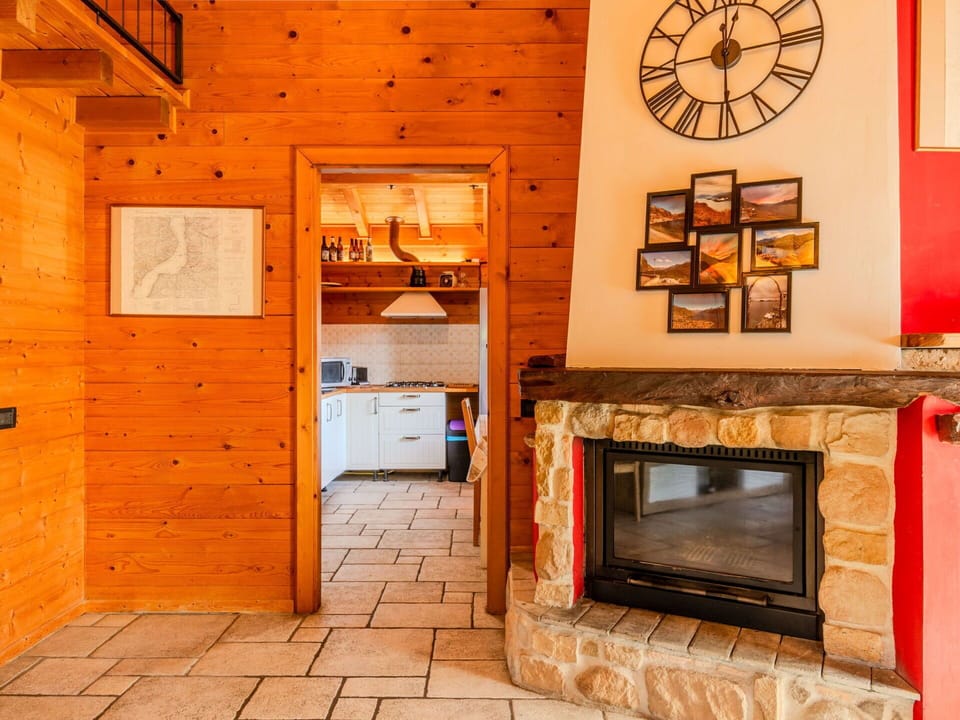 Wood, Interior Design, Flooring, Ceiling, Orange, Floor, Room, Wood Stain, Furniture, Hardwood