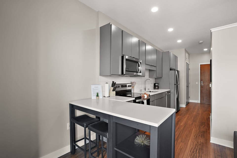 Fully Equippe Kitchen