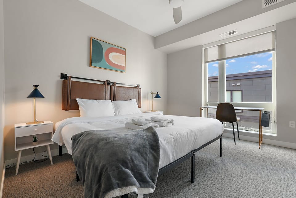 CozySuites Marquee | pool, gym #11