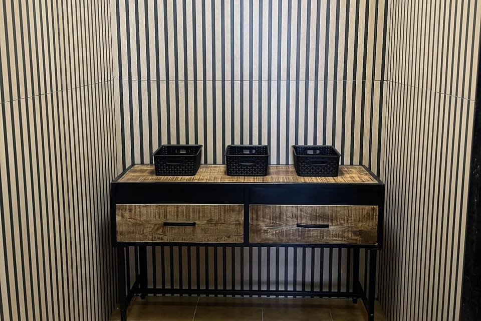 Entrance / Reception