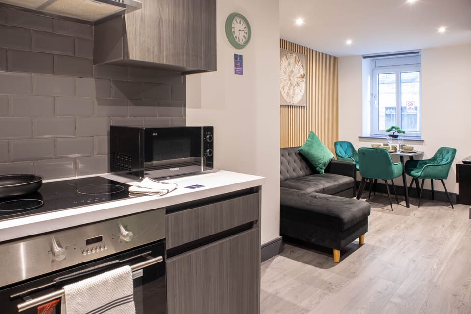 Kitchen, lounge, dining area
