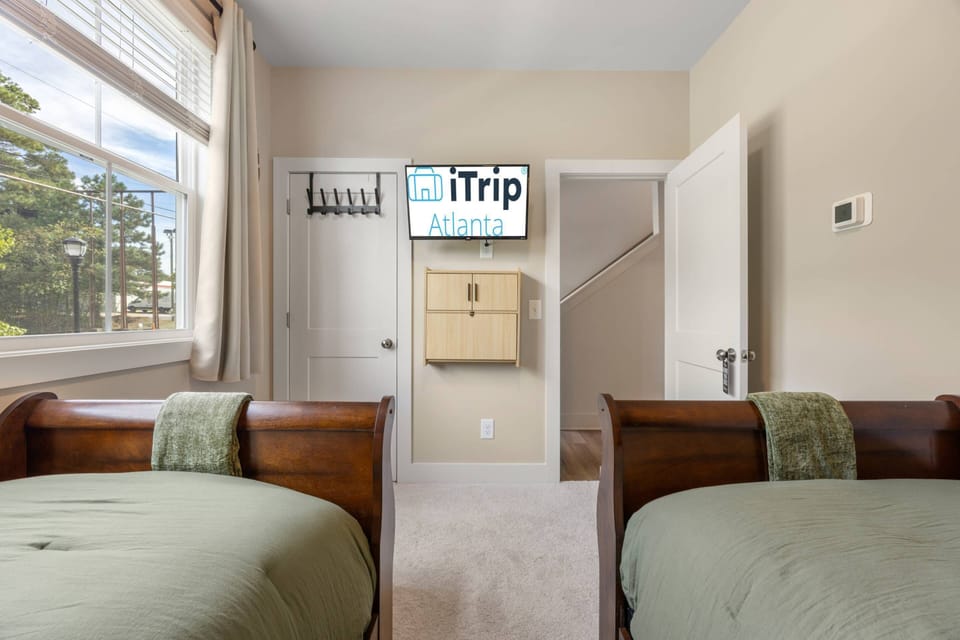 Stream-ready Smart TV—sign in to your favorite apps.