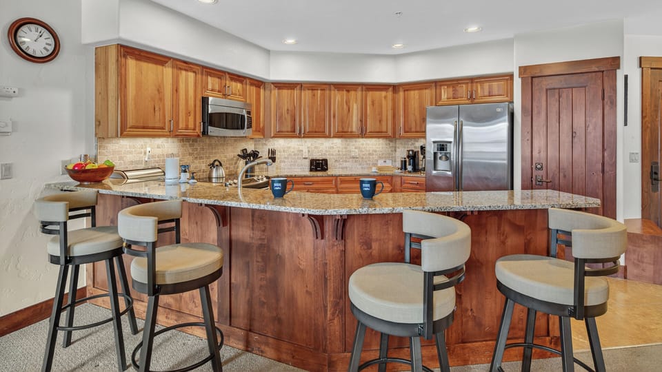 Kitchen, Main Level