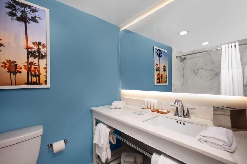 Start your day with a bright, spotless bath and spa lighting