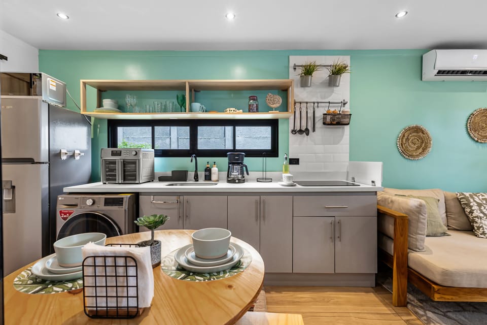 Kitchen 1