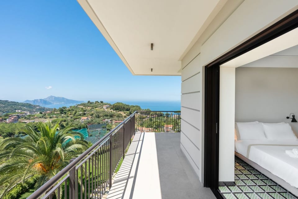 Villa Bellevue Capri with Private Pool and unique location Villa in Massa Lubrense