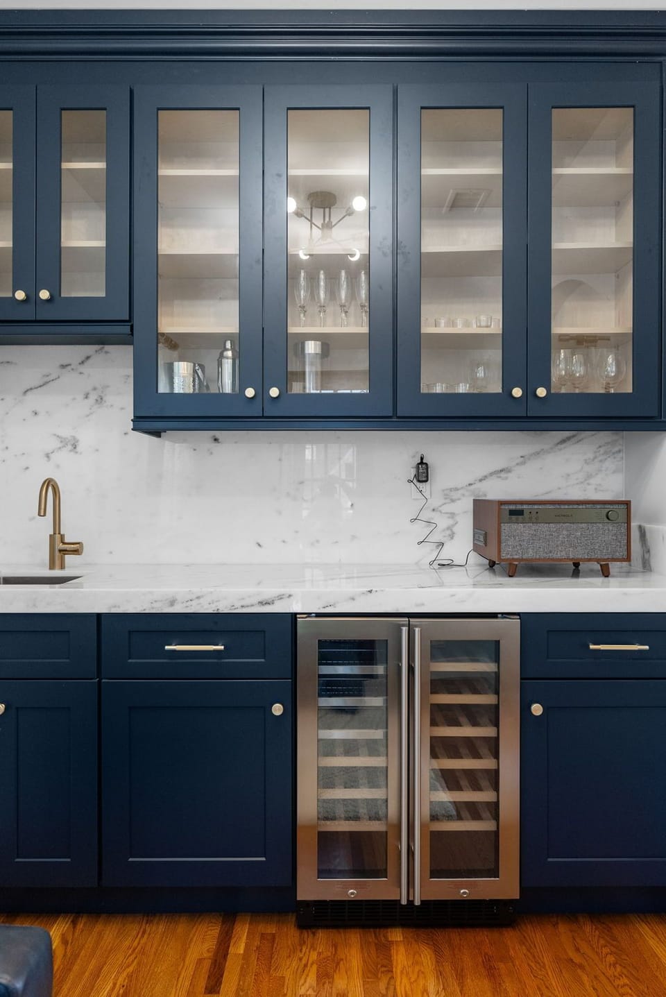 Enjoy your favorite beverage at the wet bar