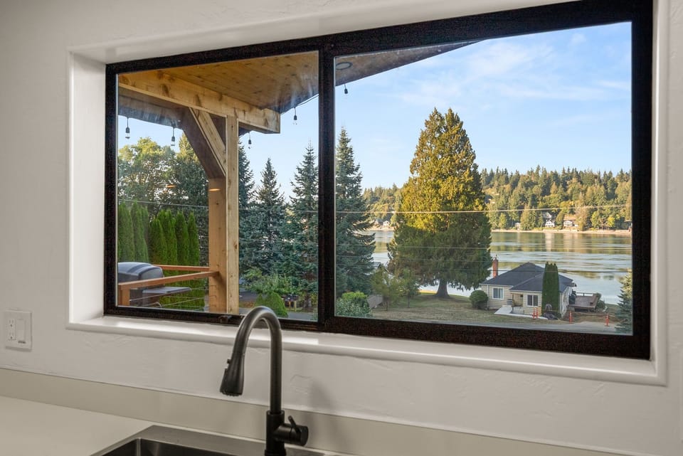 Great views of the water right from the kitchen—perfect spot to start your day