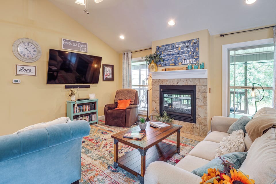 Cookeville Vacation Rental | 4BR | 2BA | 2,400 Sq Ft | 4 Steps to Access