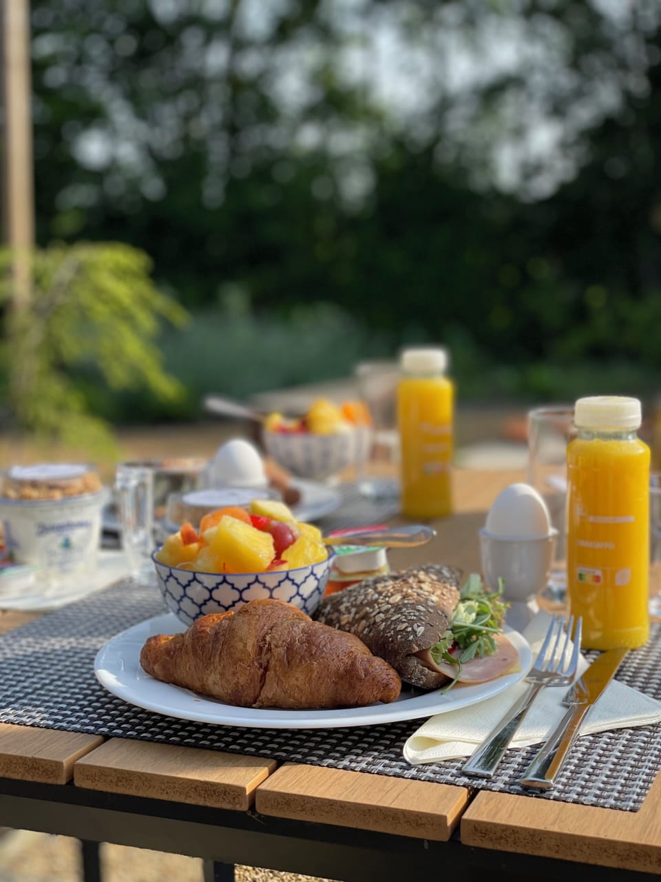 Outdoor dining