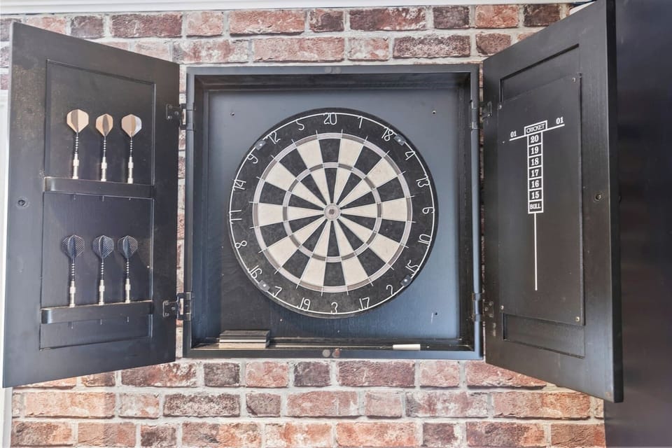Dart board