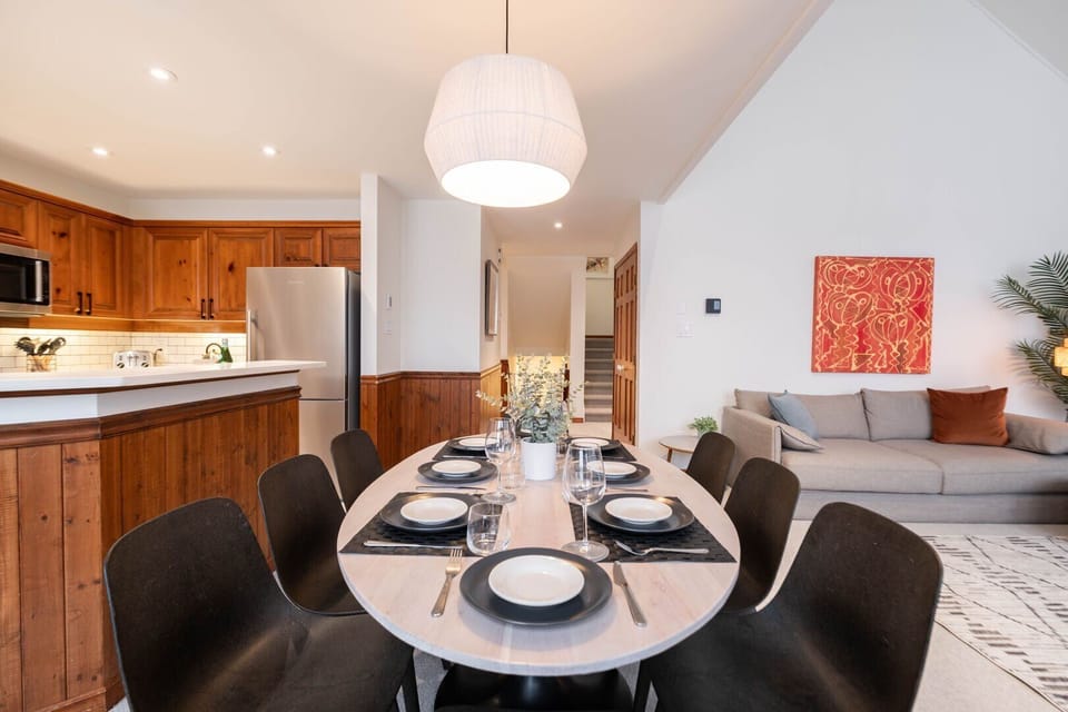 Dining area: Seats eight people