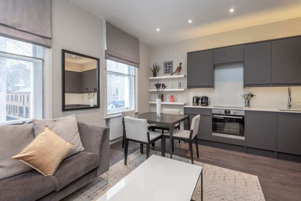 27 55A UpperMontagu