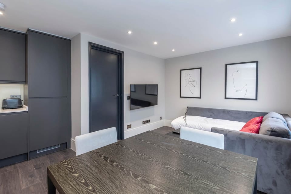 47 55A UpperMontagu