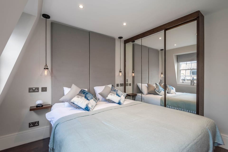 57 55A UpperMontagu