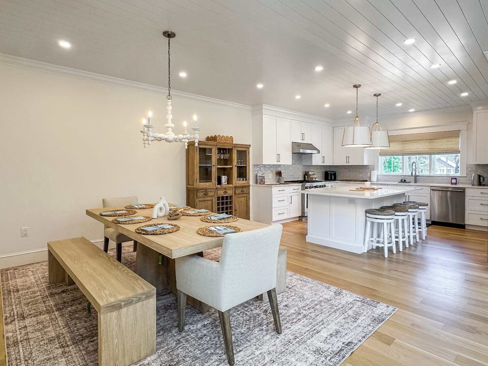 Dining area to chef's kitchen