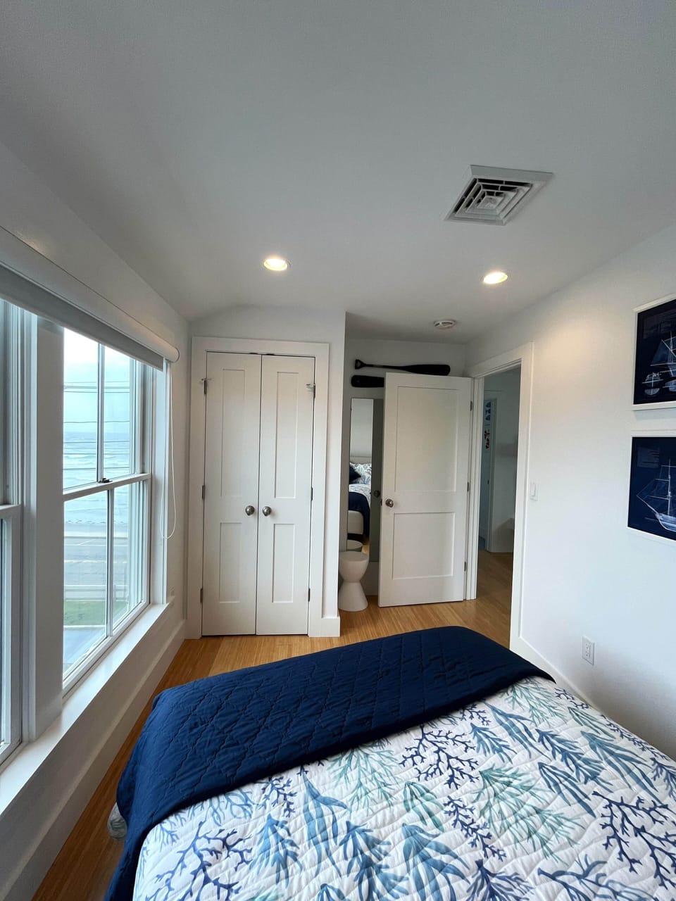 Other view from double bedroom - views of ocean/beach!