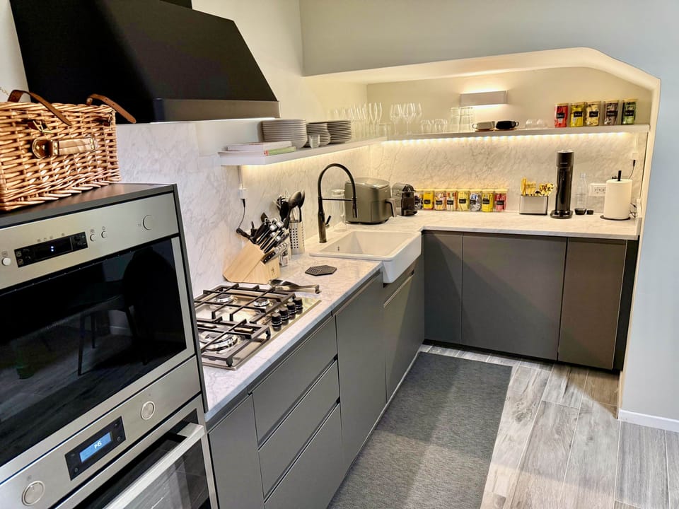 Fully Stocked Kitchen
