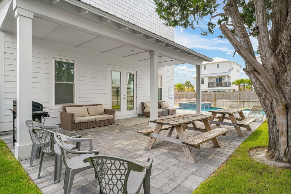 High Tide Palace offers shaded areas for your family to enjoy