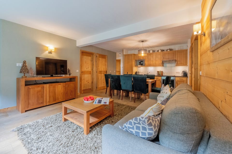 Living and dining room