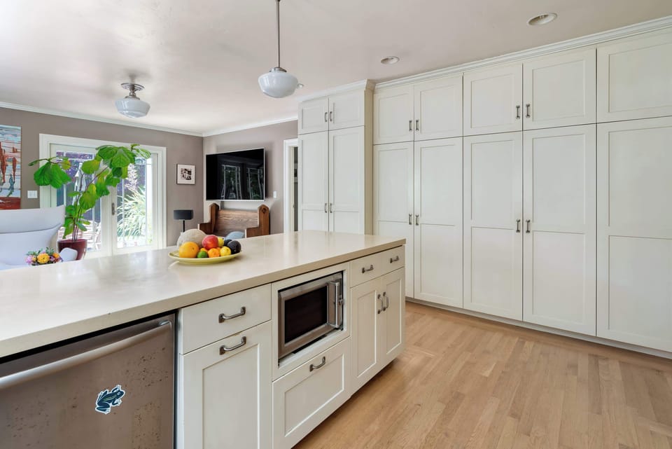 ... and a final kitchen pic.