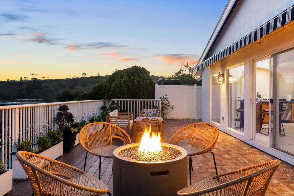 Cozy fire pit, scenic views-your perfect outdoor retreat!