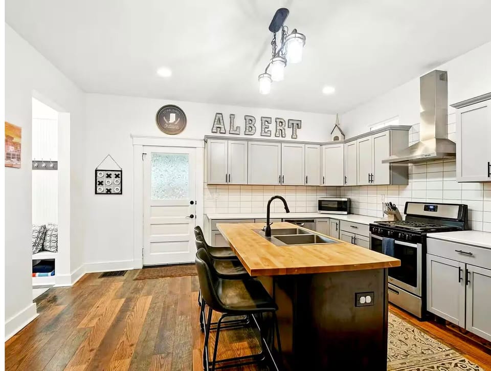 Private kitchen