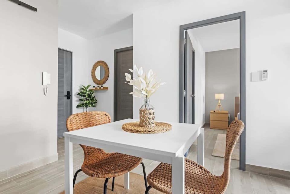 More on dinning 