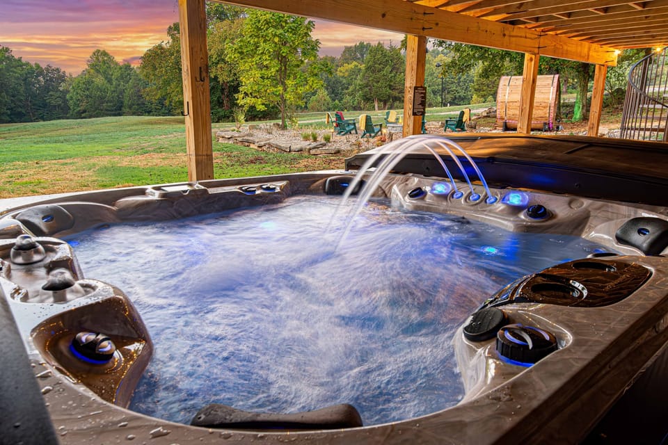 Massive hot tub seats 8 with blue tooth speakers